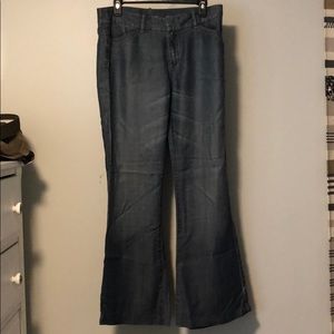 Tahari jeans